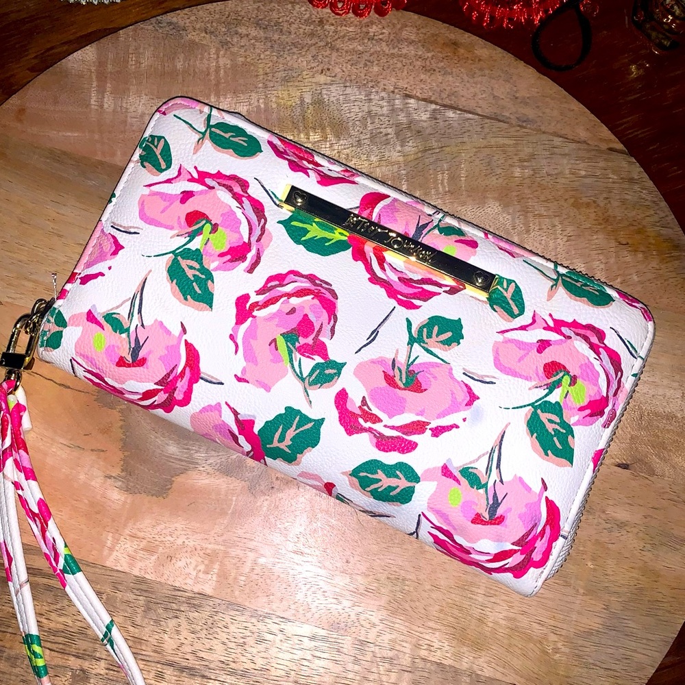 Betsey Johnson White Pink Rosebud Floral Print Zip Around Wallet Wristlet